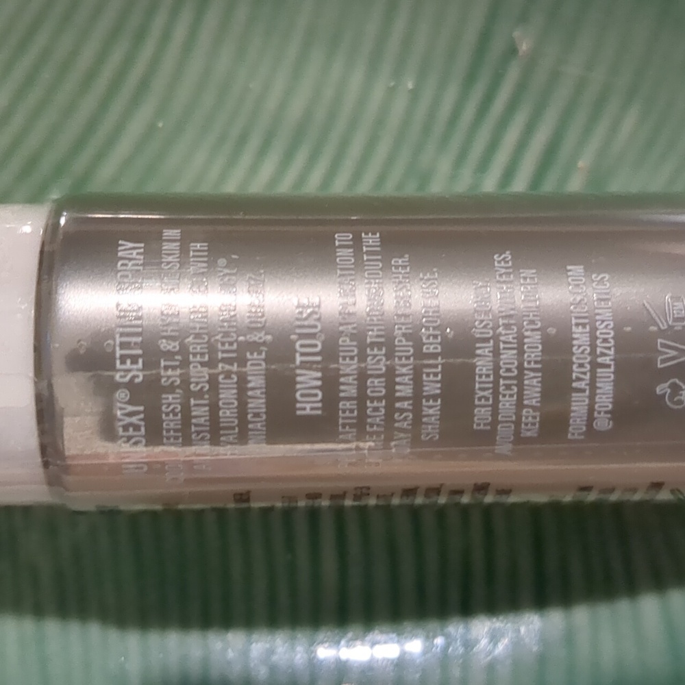 Setting Spray - Picture 3 of 3